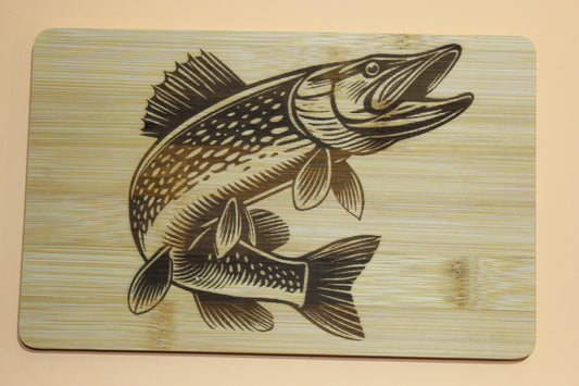 Bambus-Servierbrett „Petri Heil“